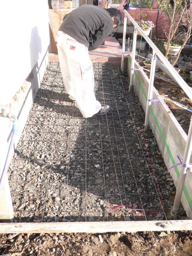 群馬館林　バリアフリースロープ土台の鉄筋